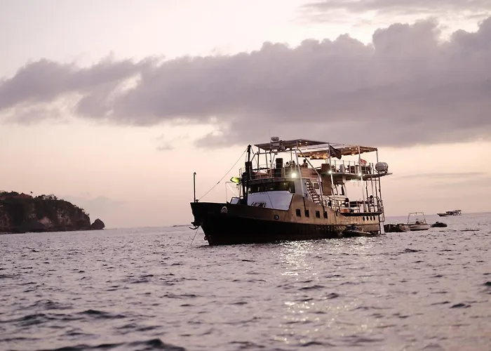 Botel Floating Saltwater Cowboys Kuta (Bali)